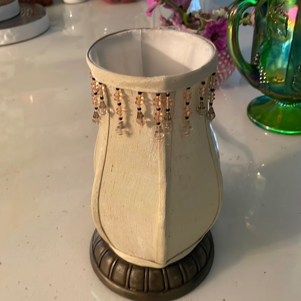 💡Silk material lamp with beads and inline switch NWT